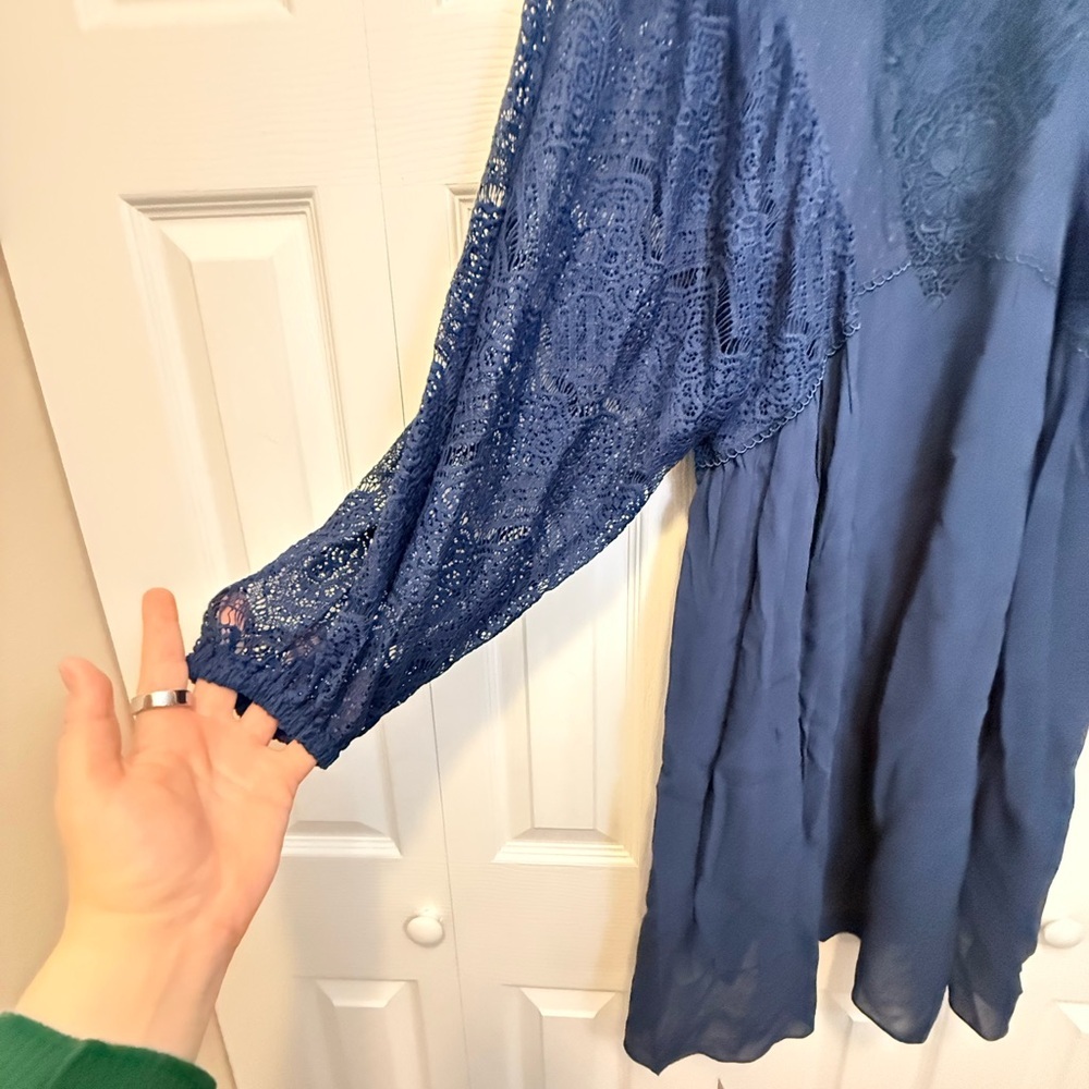 Sundance Blue Lace Boho Dress Size Large NWT Sheer Sleeve Midi - Picture 4 of 8